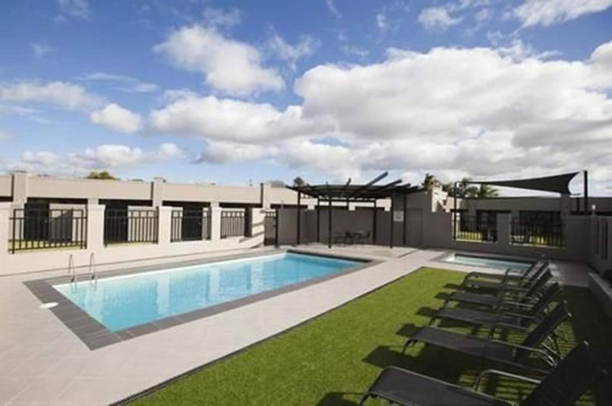 Southgate Motel Shepparton Bagian luar foto
